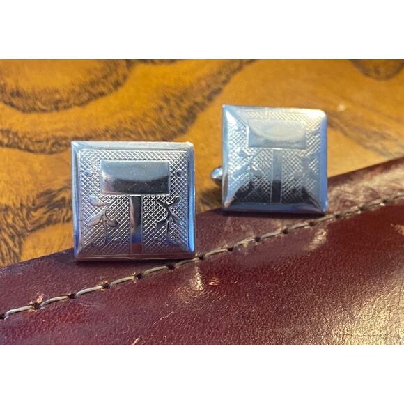 VTG Swank Silver Tone Cufflinks with Great Design - Picture 1 of 3
